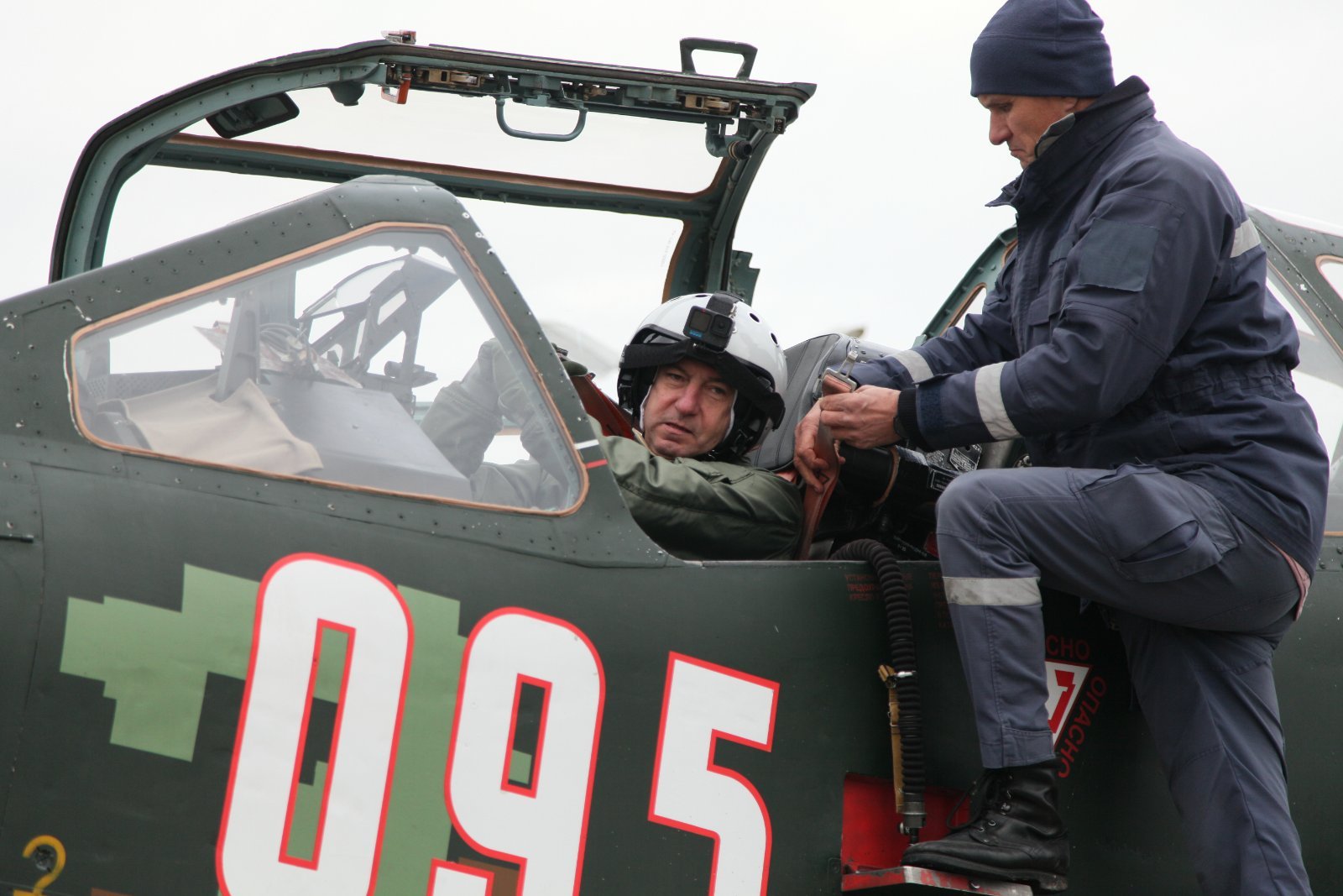 Су-25