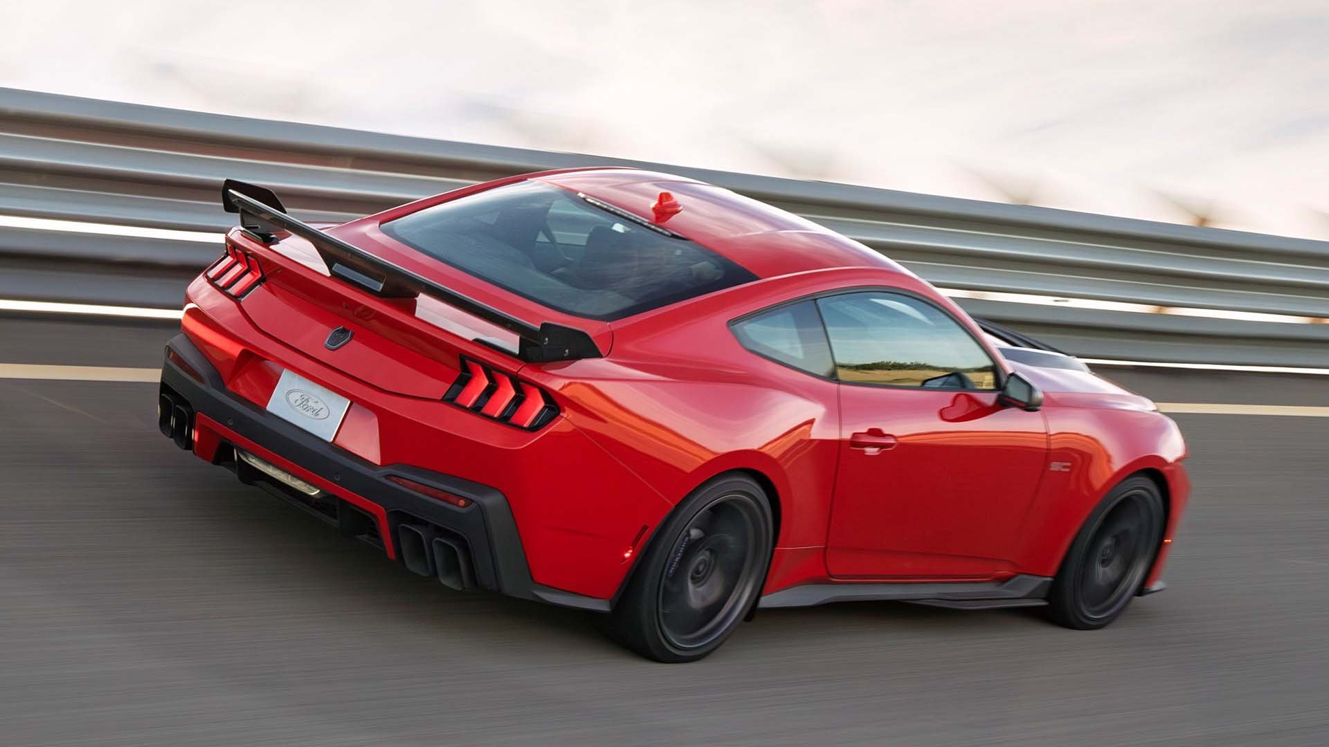 Ford Mustang Dark Horse SC