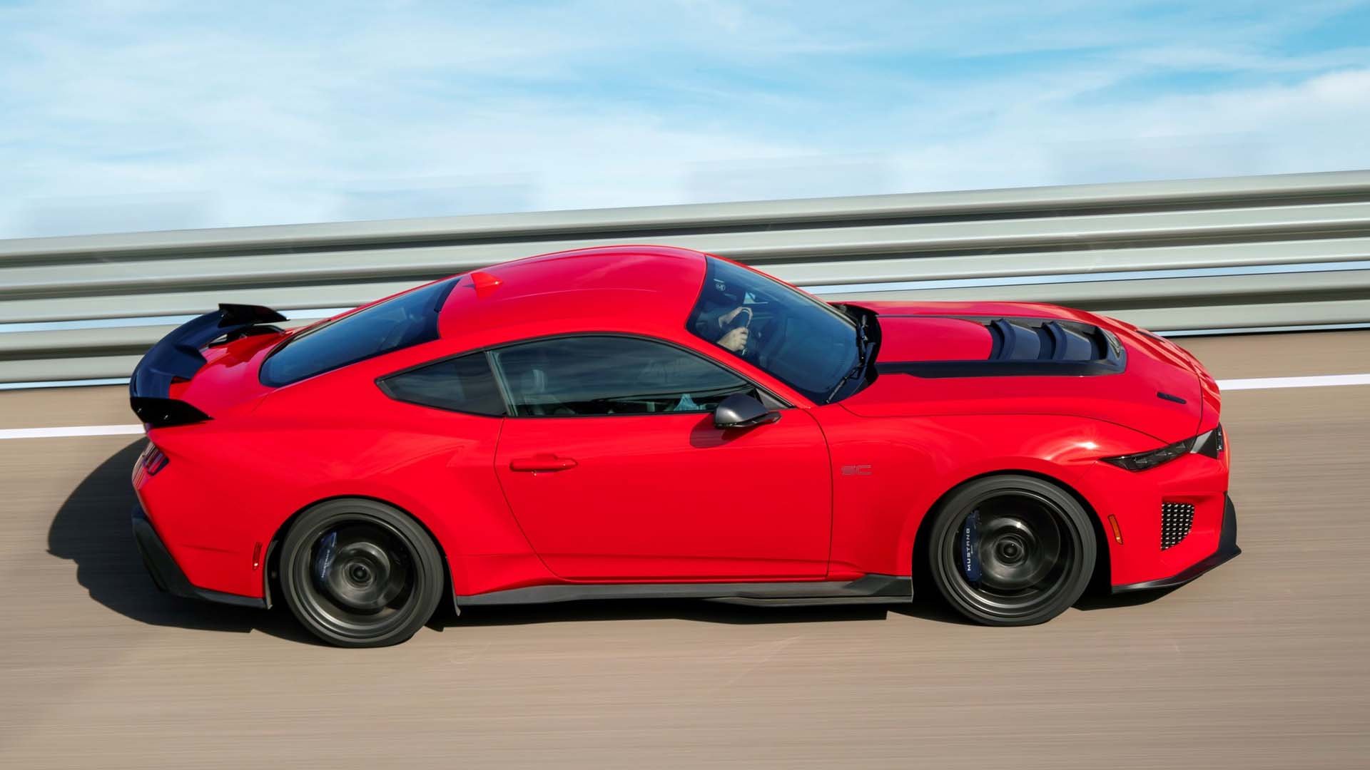 Ford Mustang Dark Horse SC