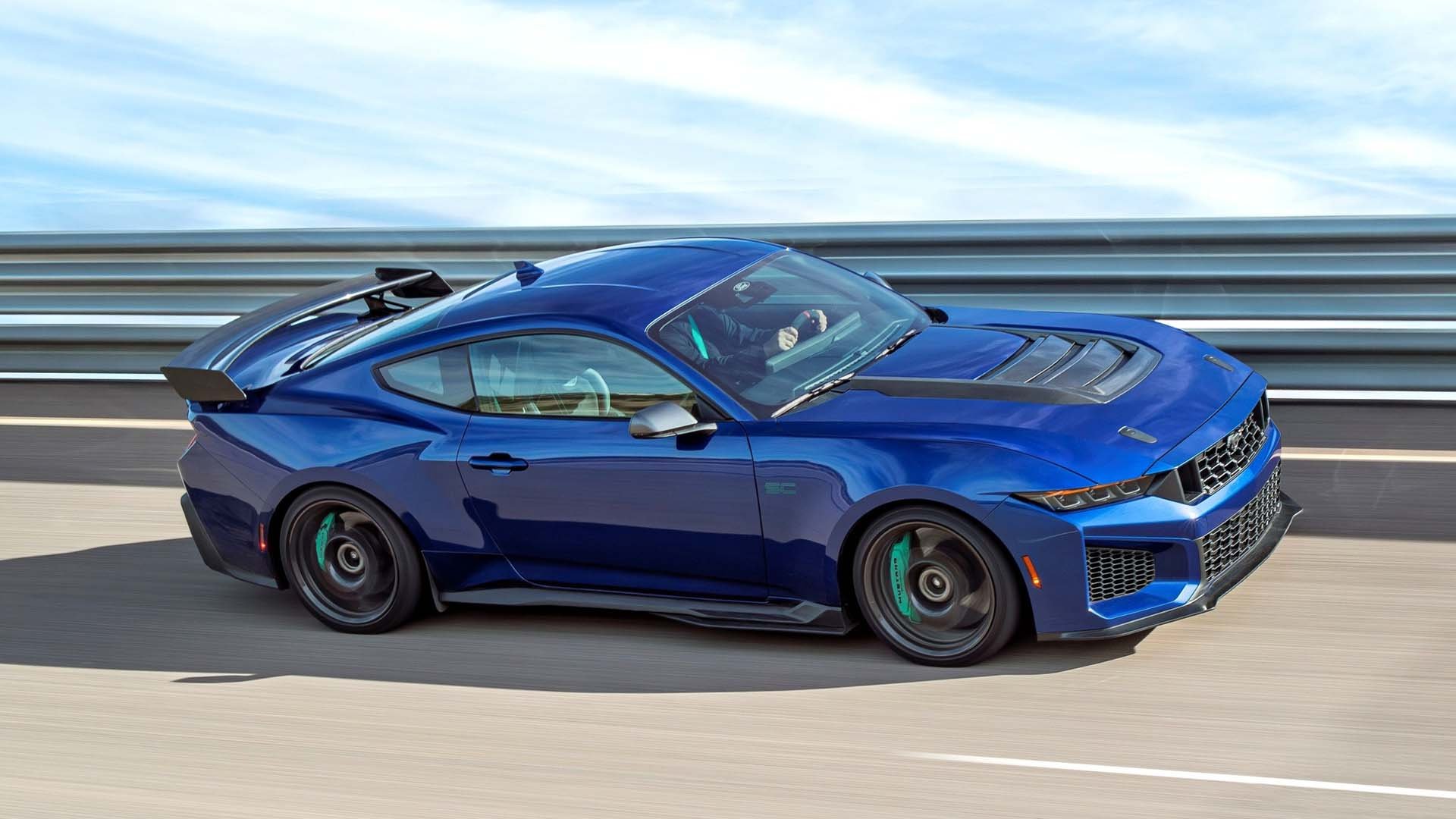 Ford Mustang Dark Horse SC Track Pack