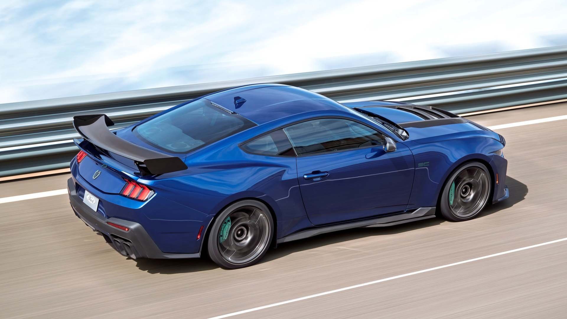 Ford Mustang Dark Horse SC Track Pack