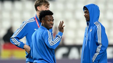 "Срам ни е". Албасете се извини за хвърлен банан по Винисиус от Реал