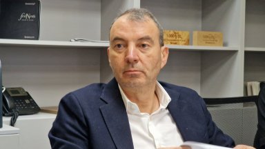 Затварянето на "Кроношпан" ще прати по домовете им 170 работници