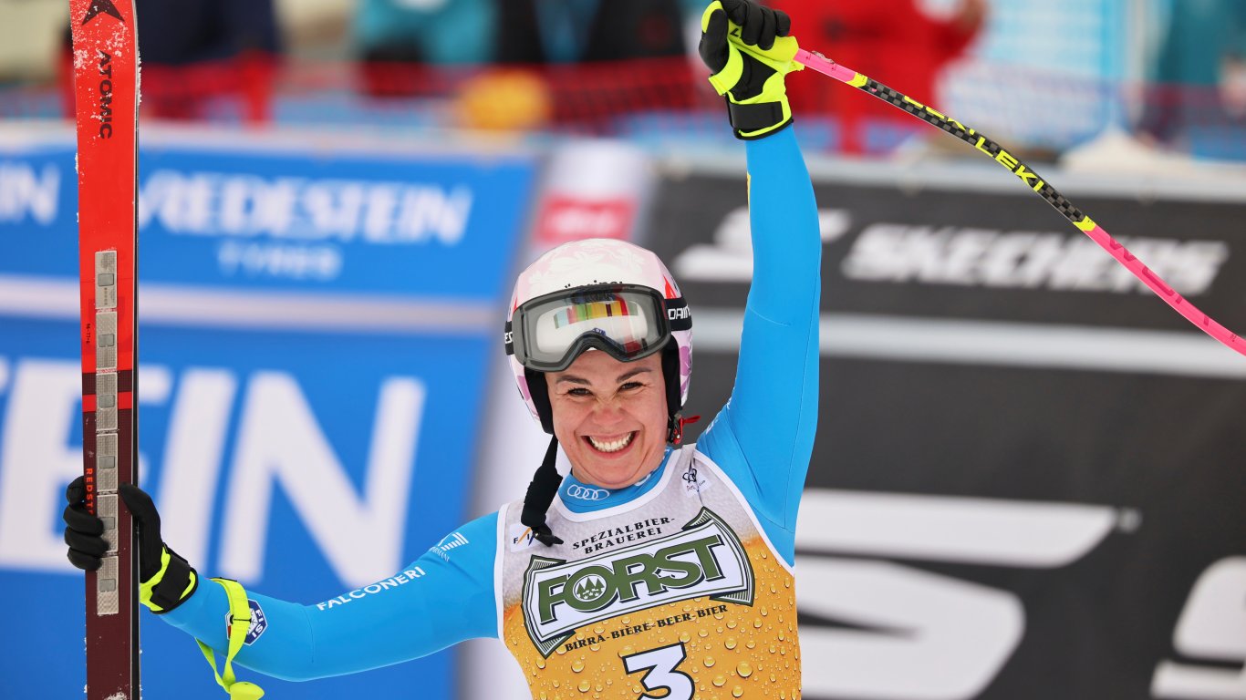 Италианската сноубордистка Елиза Кафонт постигна своята първа победа в кариерата