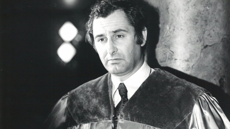 Напусна ни актьорът Иван Несторов