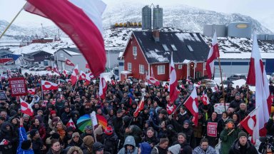 Заплашените от Тръмп с мита европейски държави с обща декларация в подкрепа на Гренландия