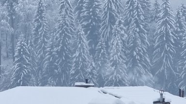 В планините е слънчево, но студено, туристите трябва да са добре екипирани, посочиха от Планинската спасителна служба на БЧК