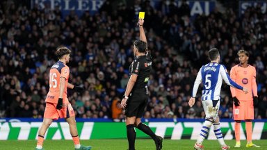 След грешната стъпка: В Барса видяха мокра съдийска поръчка