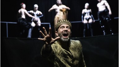 Митични създания оживяват на театралните сцени в София