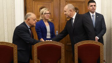 Атанас Атанасов: Конкурентът слезе на политическата сцена