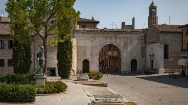 В Италия беше открита базилика, проектирана от "бащата на архитектурата" Витрувий