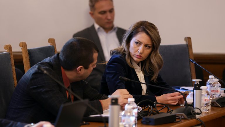 Законът за лобизма пред провал, Правната комисия не може да събере депутатите