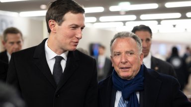 Конструктивен диалог в Давос: САЩ и Русия обсъдиха мира за Украйна