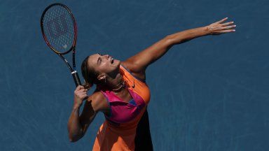 Сабаленка прескочи с лекота и второто препятствие в Мелбърн