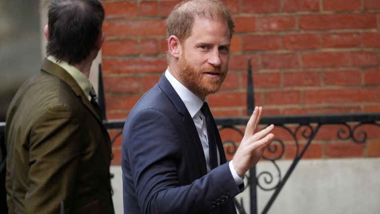 Принц Хари пред съда в Лондон: Не съм приятел с нито един журналист от "Дейли мейл"