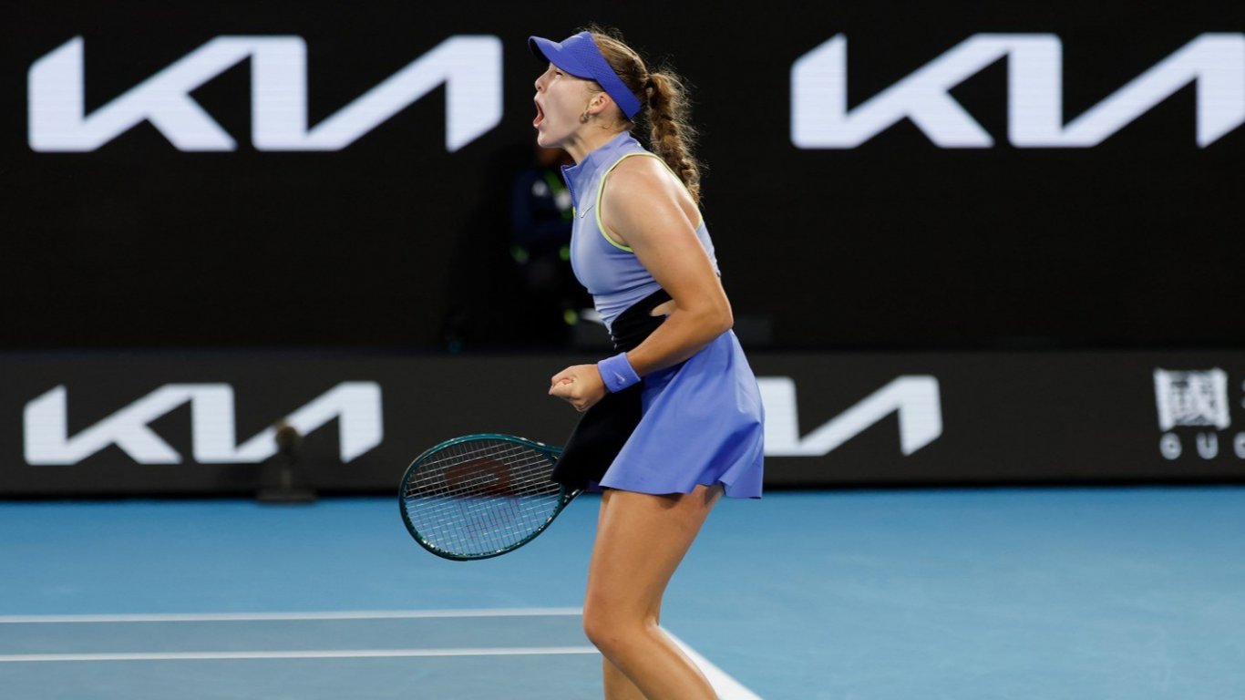 Руската тенис сензация Мира Андреева се класира за третия кръг