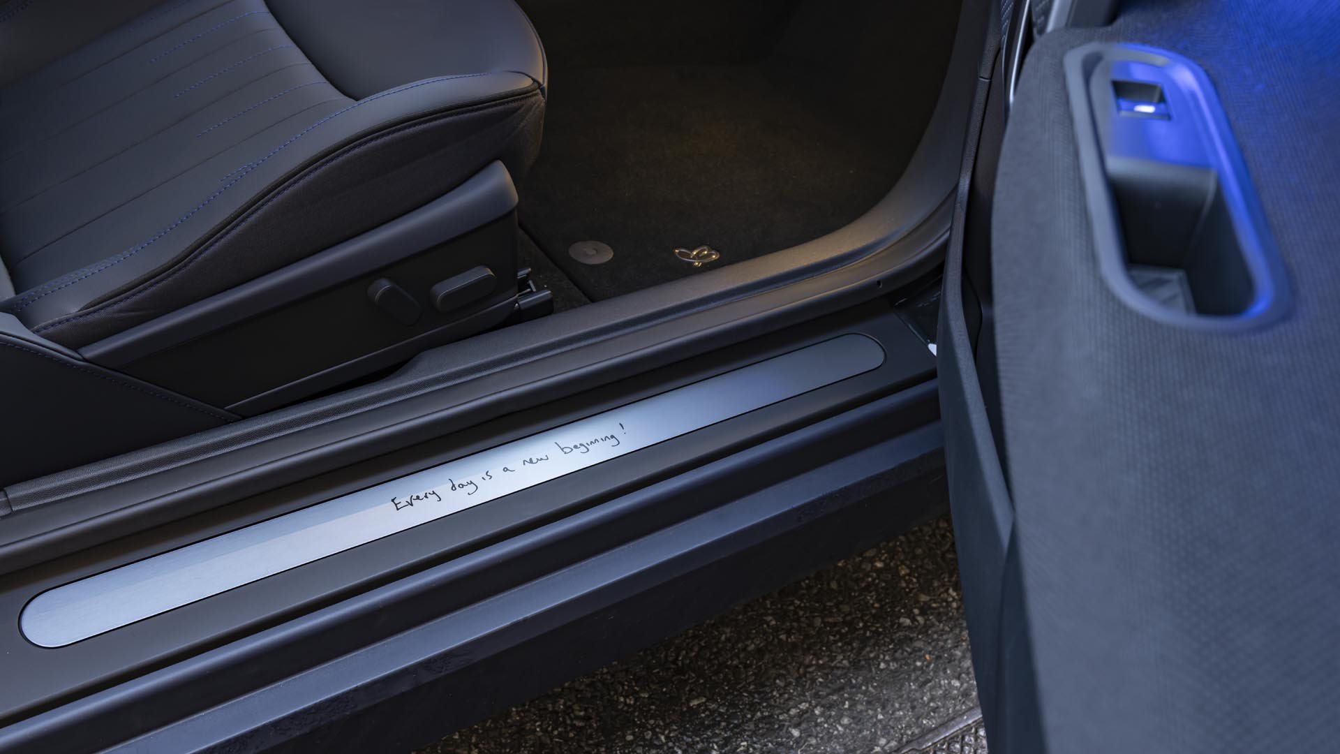 MINI Cooper SE Paul Smith Edition 