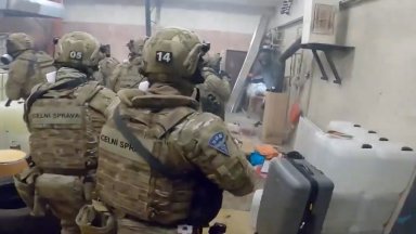 Операция "Фабрика" разби най-голямата мрежа за синтетични наркотици в Европа (видео)