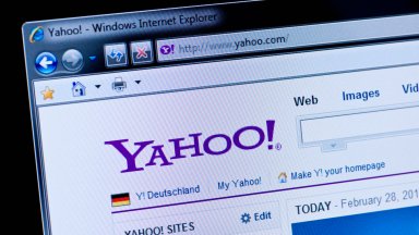 Пощата на Yahoo се срина и остави милиони потребители без достъп