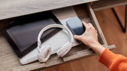 Все по-малко българи пазят старите си телефони у дома