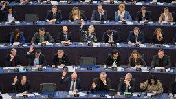 Европа замрази ратифицирането на търговското споразумение със САЩ
