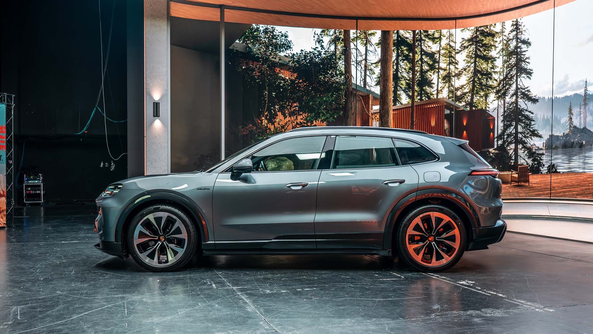 Porsche Cayenne Electric