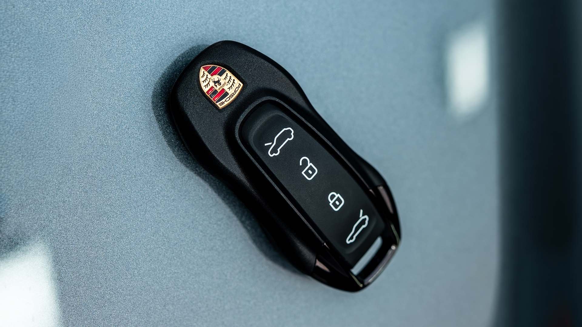 Porsche Cayenne Electric