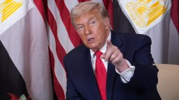 Шефът на Anthropic нарече Доналд Тръмп диктатор