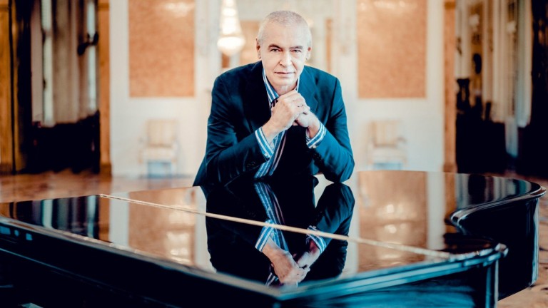 Иво Погорелич се завръща у нас за концерт със Софийската филхармония
