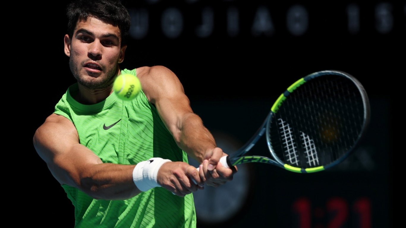 Световният №1 Карлос Алкарас се класира за осминафиналите на Australian