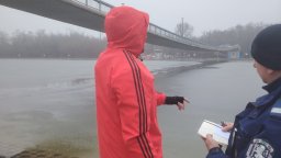 Трима мъже спасиха млада жена, паднала в ледения Гребен канал в Пловдив