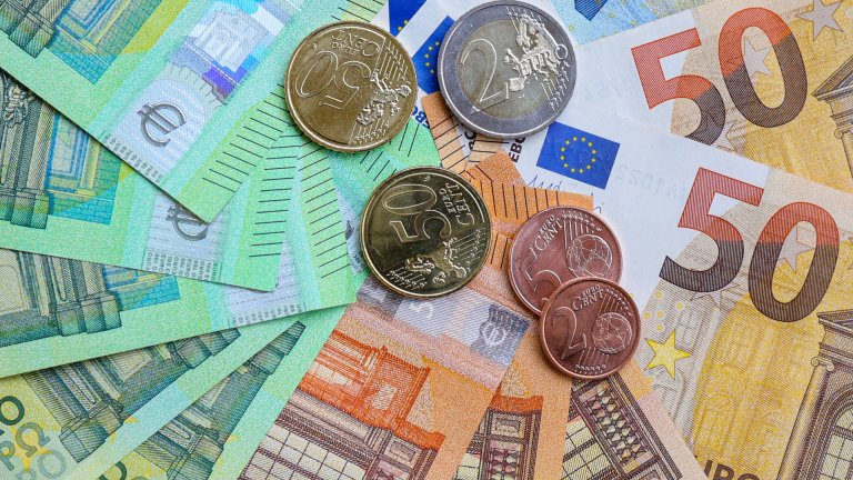 От обращение са изтеглени 67% от левовете седмица преди крайния срок