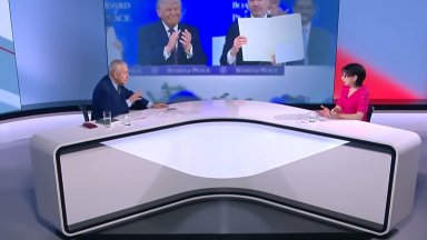 Паси поиска от Ризова да пие вода, вместо да го прекъсва, съпругата му го призова за извинение