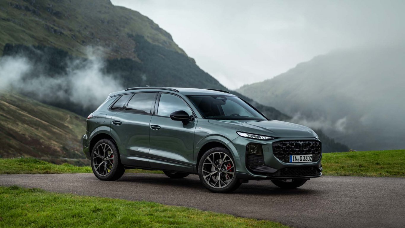 Новото Audi Q3 има всички качества да остане лидер в сегмента (видео)