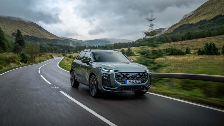 Новото Audi Q3 има всички качества да остане лидер в сегмента (видео)