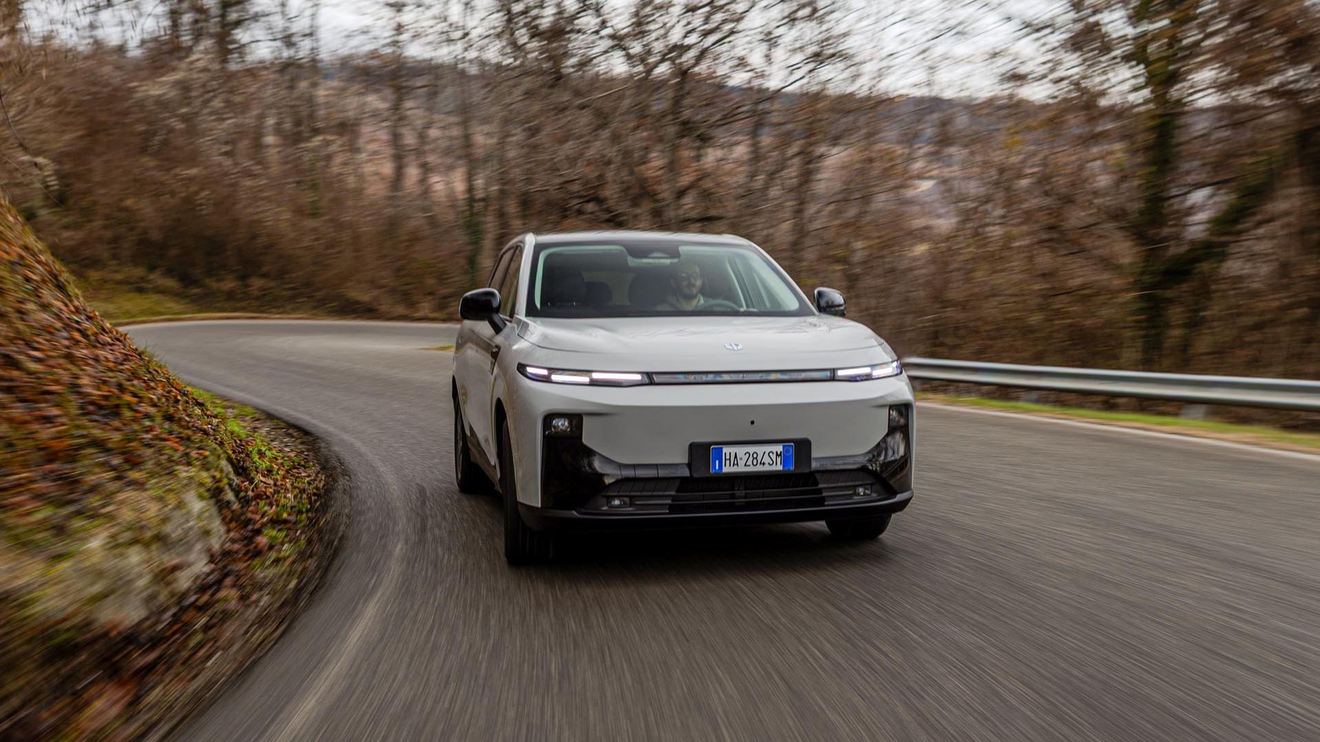 Leapmotor B10 Hybrid EV 