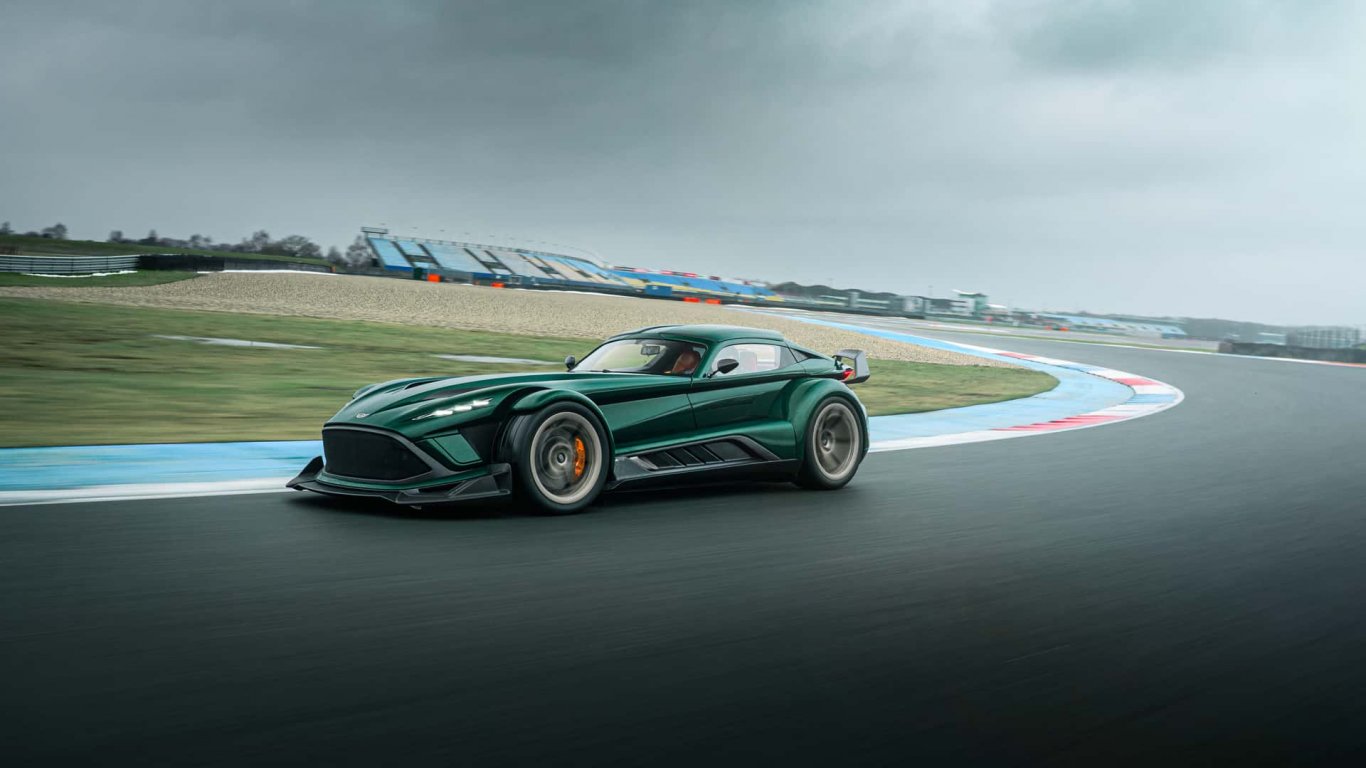 Donkervoort P24 RS вдига 100 км/ч за по-малко от 2,5 секунди (видео)