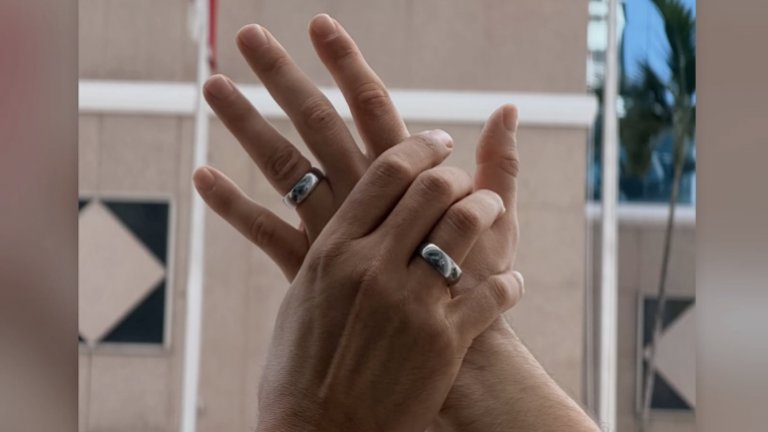 Азис показа американския си съпруг (снимка/видео)