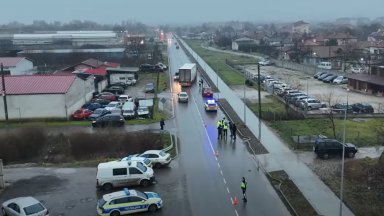 Пешеходец загина при опит да пресече Околовръстния път в Ямбол (видео)