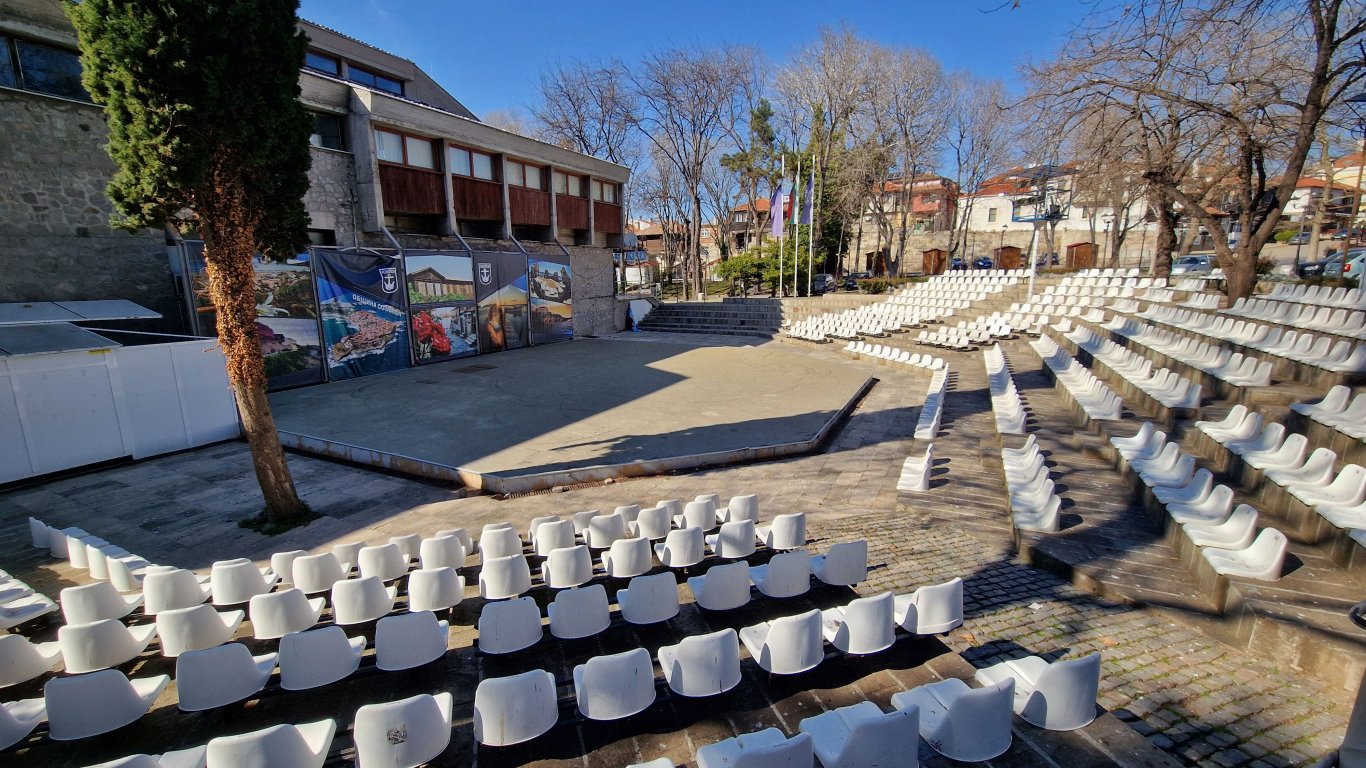 Емблематичният Летен театър в Созопол ще бъде изцяло реновиран след