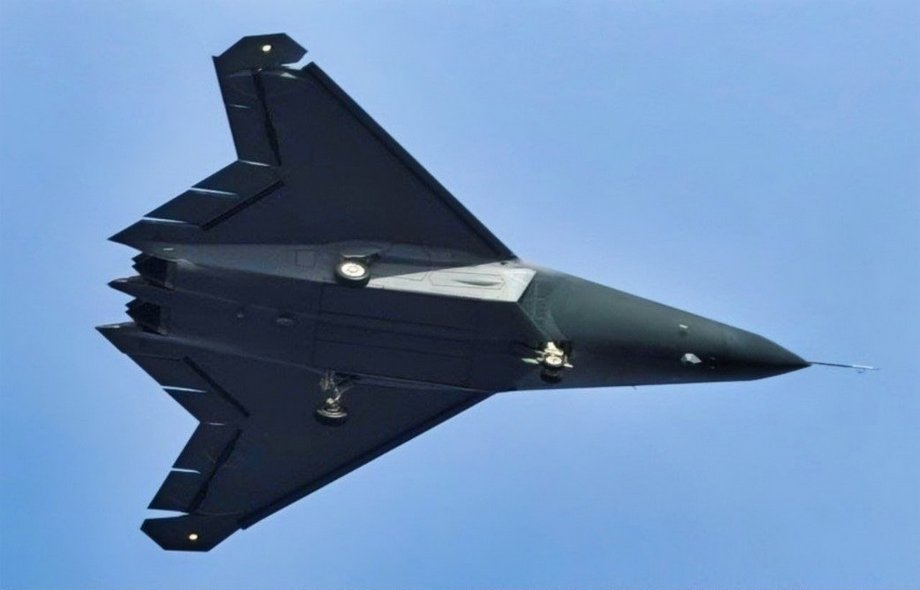 Китайският J-50