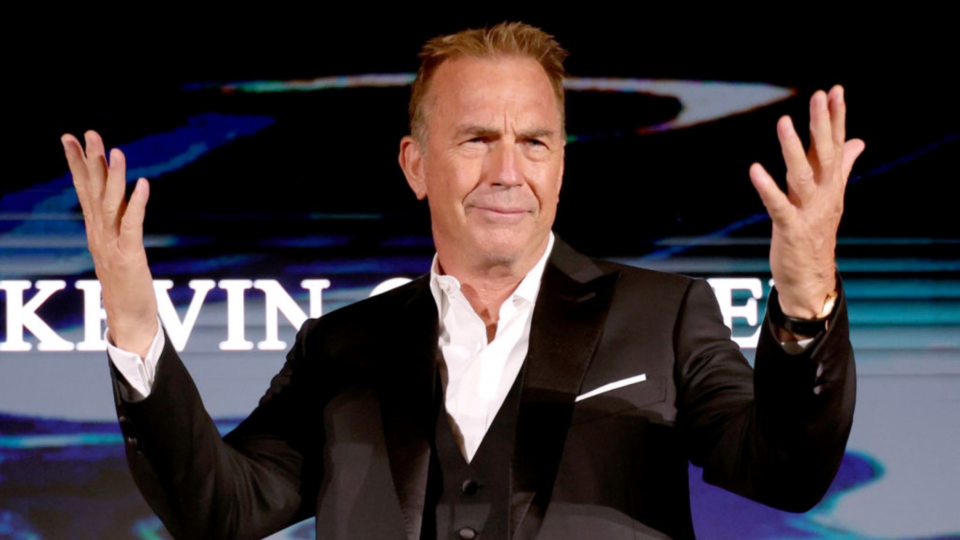 Единствената напитка, без която Кевин Костнър не започва деня си