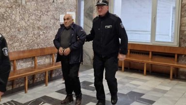 Турският шофьор, причинил катастрофата на Хаинбоаз със загинало дете, отрича да е избягал