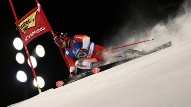 Швейцарска радост в първия нощен старт в Шладминг