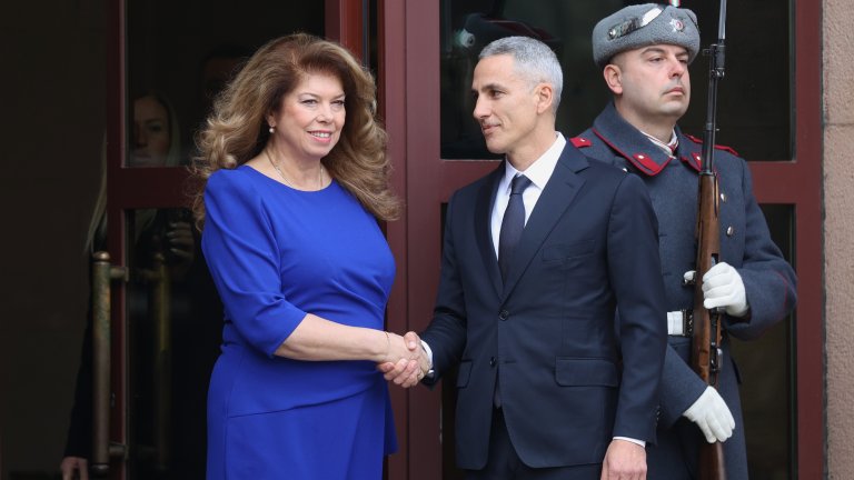 Илияна Йотова избра Андрей Гюров за служебен премиер