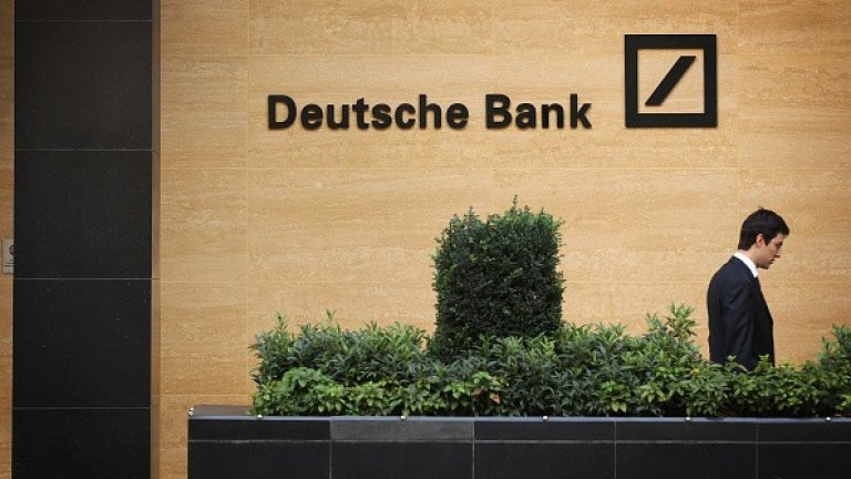 Обискират офиси на "Дойче банк" по разследване за пране на пари