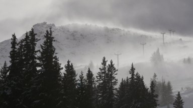 Заради снеговалежа: Двата пътя към Витоша временно са затворени за движение