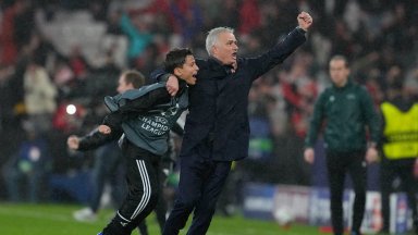 Култов Моуриньо след драмата: Не се самоубивайте и не скачайте от балконите