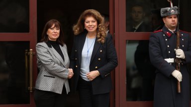 Омбудсманът Велислава Делчева официално отказа да става служебен премиер