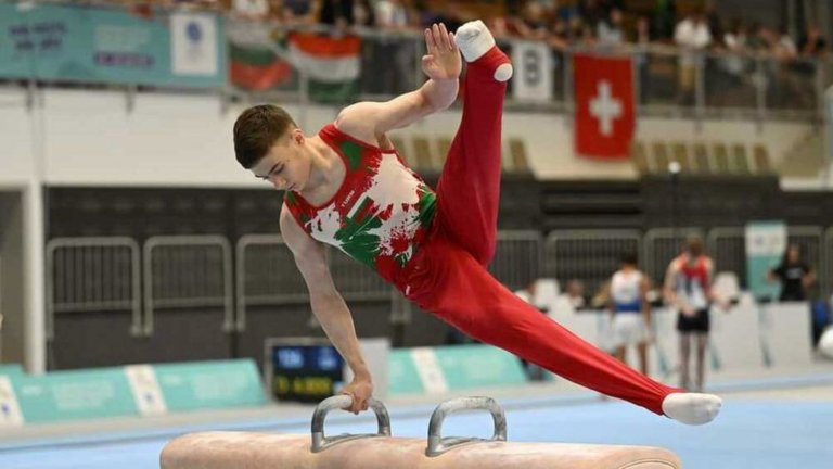 Трениращият в Англия Давид Иванов ще представя България на Световната купа